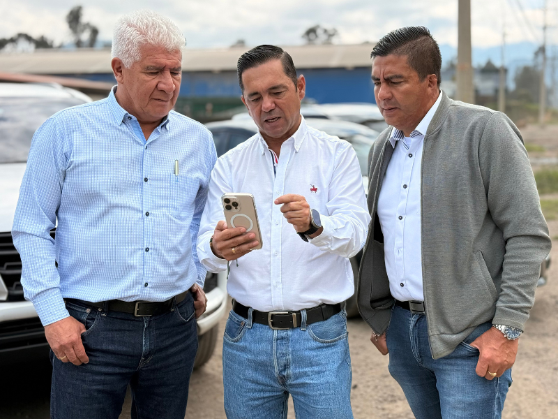 RECORRIDO POR VADO CASTRO JUNTO A LOS ALCALDES DE TÓPAGA Y GÁMEZA: COMPROMETIDOS CON UNA MOVILIDAD QUE IMPULSE EL DESARROLLO