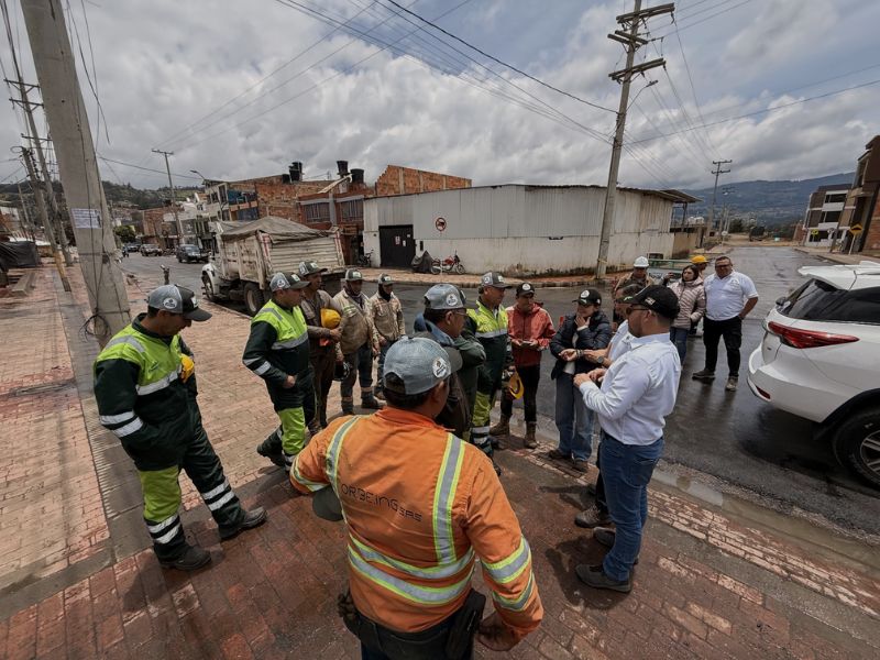 🛣️ Avanzamos con resultados: mantenimiento vial en el tramo Boyacá – Samacá – Desaguadero