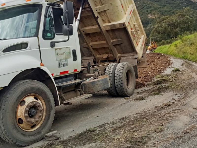 🚜 Avanzamos con compromiso en Güicán: obras que impulsan la movilidad y el desarrollo de la provincia de Gutiérrez